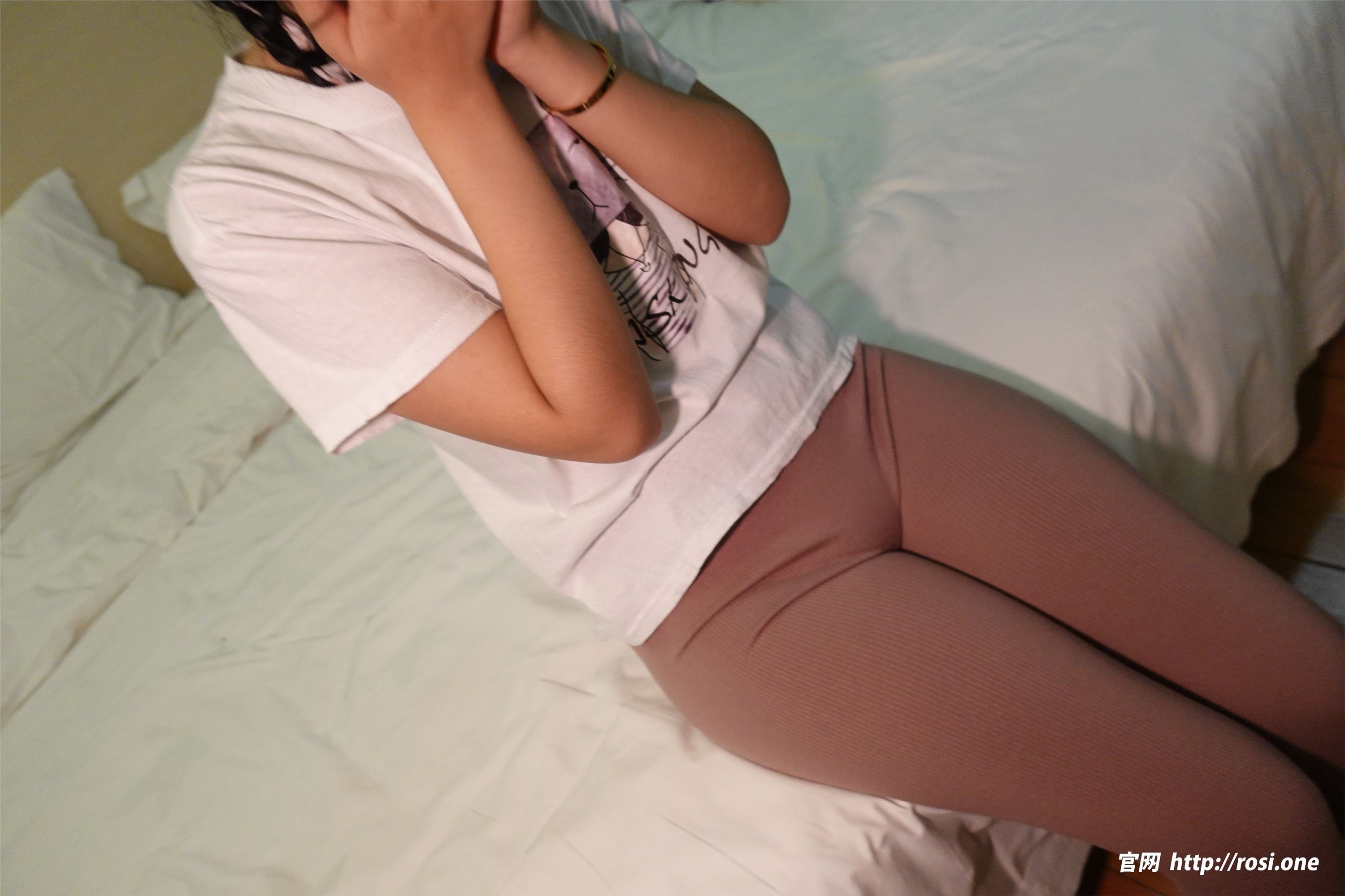 ROSI写真 2023.01.04 NO.4048